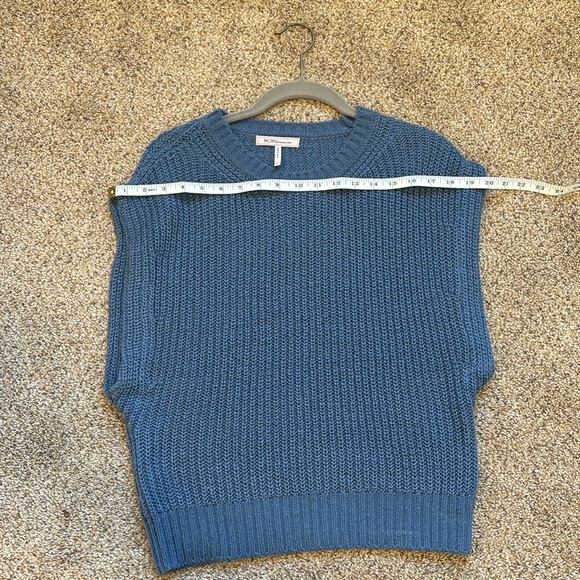 NWOT Light Blue Sweater Perfect for the Holidays or Winter ❄️ - Picture 4 of 7